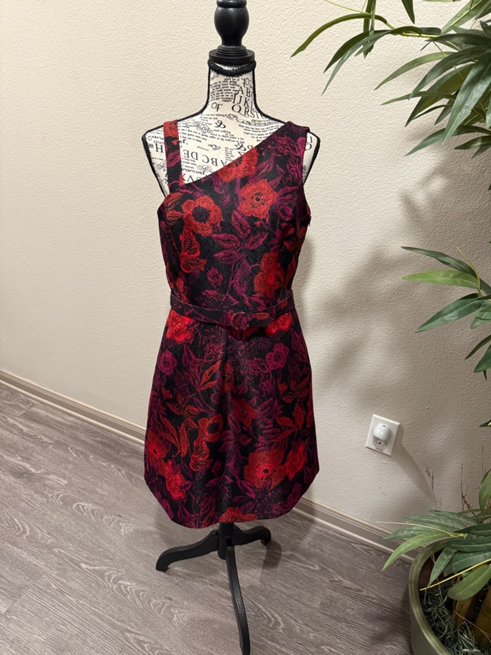 Gabby Skye One-Shoulder Red and Black Floral Jacquard Dress